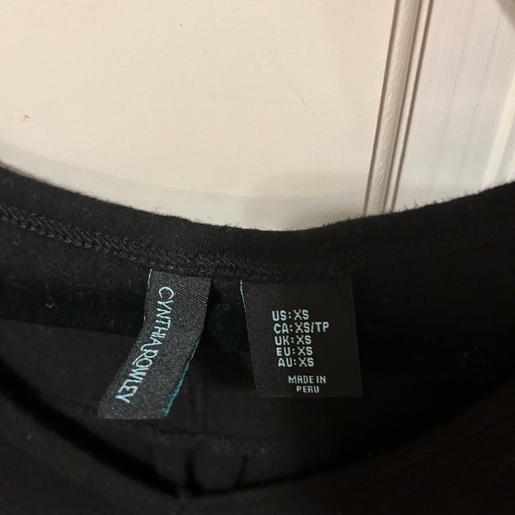 CYNTHIA ROWLEY | black sleeveless blouse - Picture 2 of 3